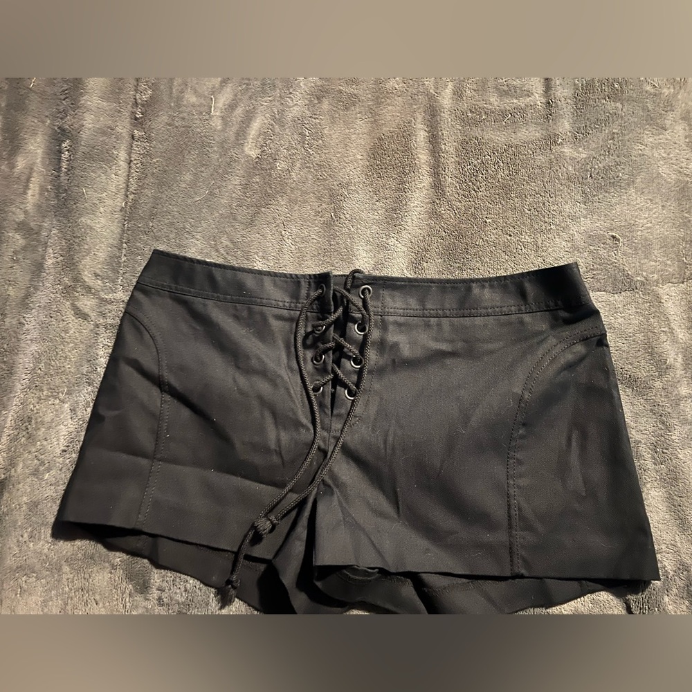NWT Express shorts. Size 9/10.